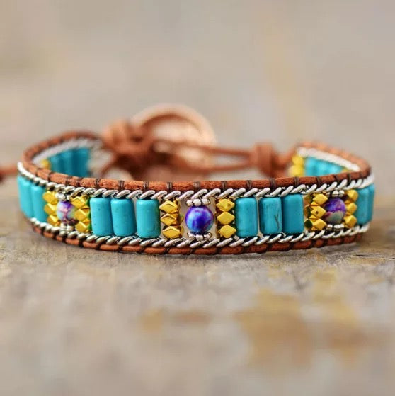[[Hand braided turquoise bracelet///Bracelet tressé à la main en turquoise]]