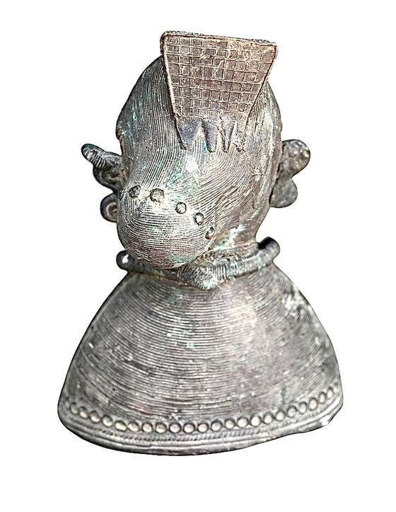 [[Bastar tribal art brass figure///Figurine en laiton de l'art tribal Bastar]]