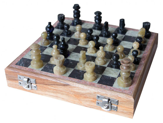 Chess Board//Échiquier