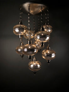  [[Hand forged metal chandelier with 9 globes///Lustre en métal forgé à la main avec 9 globes]]