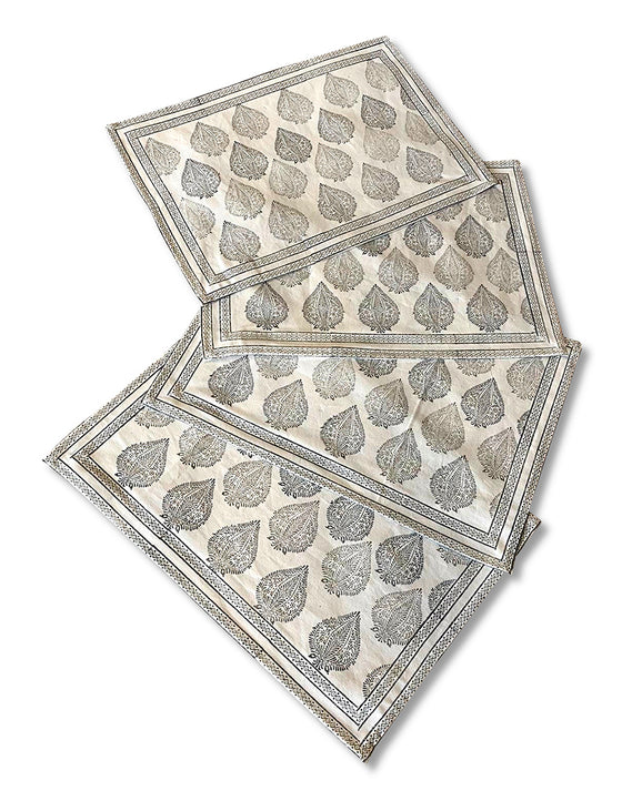 [[Andaman black: Set of 4 table mats///Andaman noir : Lot de 4 sets de table]]